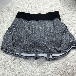 Lululemon Circuit Breaker Skirt II (Tall) 15" Luminesce Splatter White Black